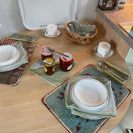 Le Petit Noyer Casa de Férias *